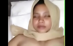 Young Muslim Bride in Hijab Fucked in Pussy